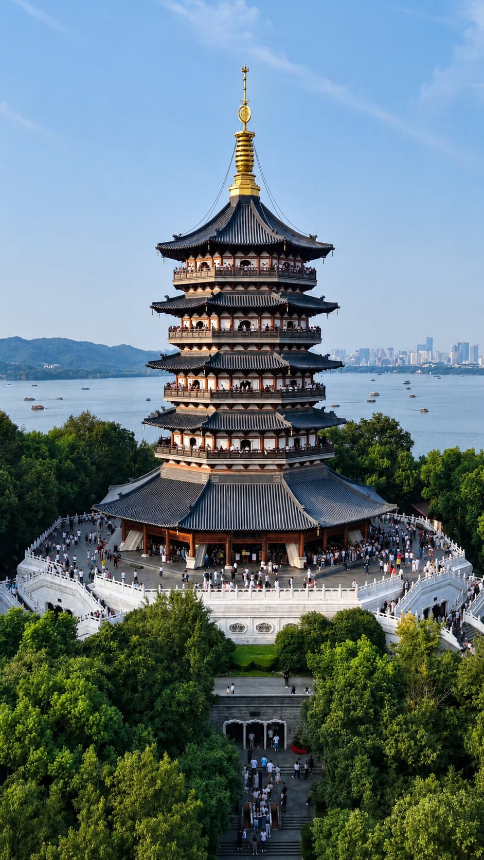 Leifeng Pagoda at sunset on the south shore of West Lake, Hangzhou