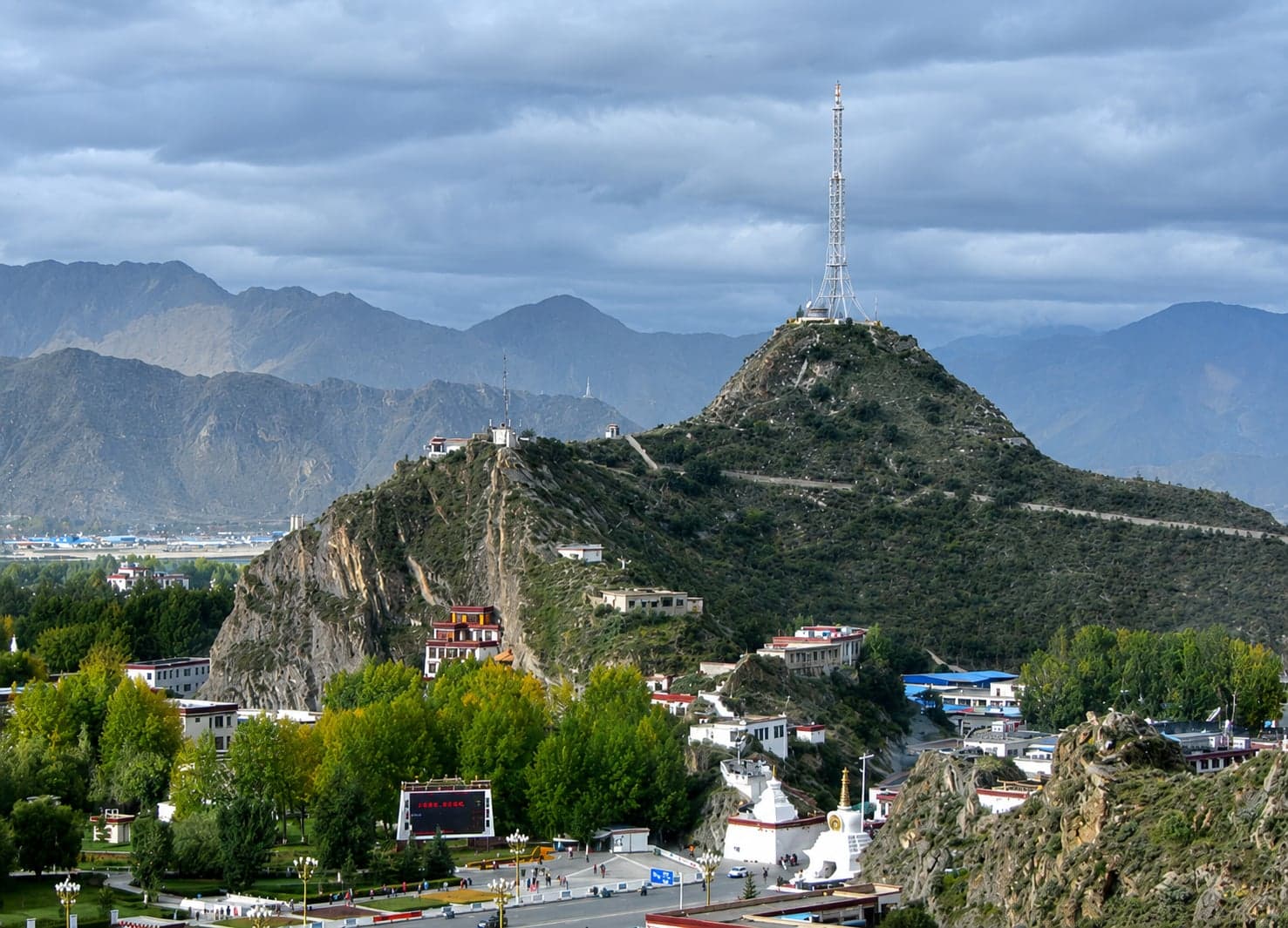 The Potala Palace seen from the Chakpori viewpoint at sunrise, the angle printed on the 50-yuan note