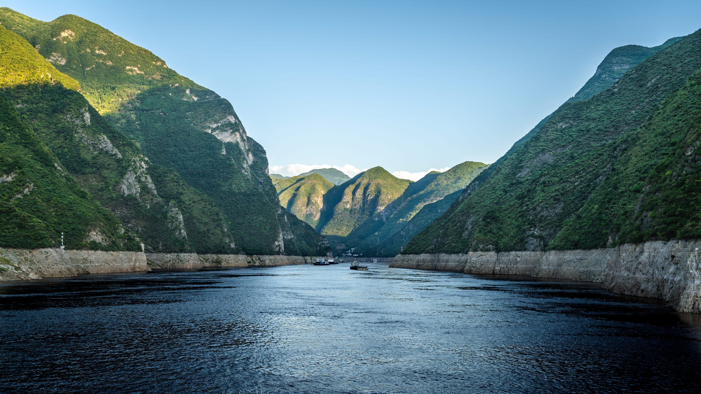 A misty Yangtze gorge with low cloud over the river