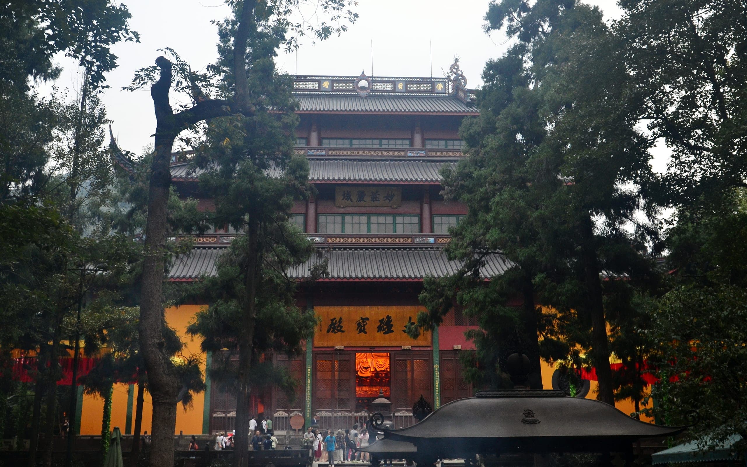 Lingyin Temple's Mahavira Hall, Hangzhou
